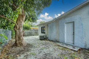 2155 NE 56th Ct, Fort Lauderdale, FL 33308 - Photo 30