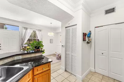 2012 Alta Meadows Lane #111, Delray Beach, FL 33444 - Photo 12