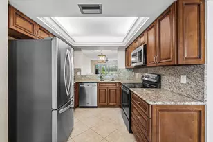 5054 Golfview Ct, Delray Beach, FL 33484 - Photo 4