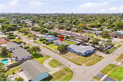 6 SE 14th Court, Deerfield Beach, FL 33441 - Photo 4
