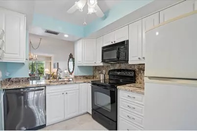 2307 SW 15th Street SW #1, Deerfield Beach, FL 33442 - Photo 4