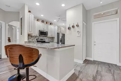 9532 N Crescent View Dr Drive N, Boynton Beach, FL 33437 - Photo 6