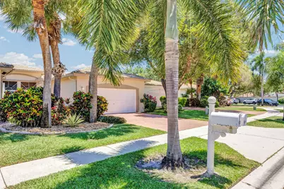 9532 N Crescent View Dr Drive N, Boynton Beach, FL 33437 - Photo 32