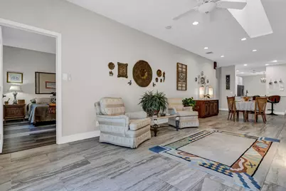 9532 N Crescent View Dr Drive N, Boynton Beach, FL 33437 - Photo 16