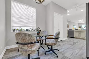 9532 N Crescent View Dr Dr N, Boynton Beach, FL 33437 - Photo 10