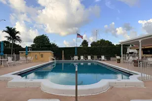 2601 NE 14th St, Pompano Beach, FL 33062 - Photo 22