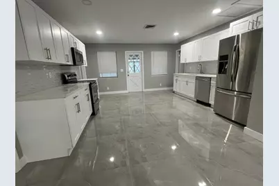 129 Euclid Boulevard, Lantana, FL 33462 - Photo 4