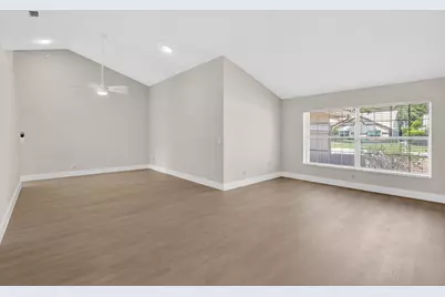 9720 Majestic Way, Boynton Beach, FL 33437 - Photo 12