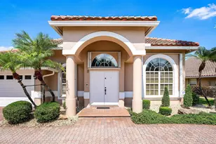 10653 St Thomas Dr, Boca Raton, FL 33498 - Photo 4