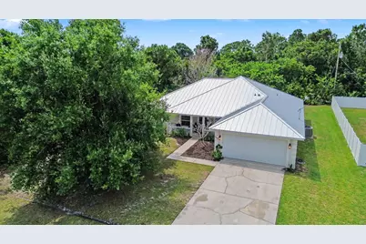 1550 SW Kosnar Avenue, Port Saint Lucie, FL 34953 - Photo 4