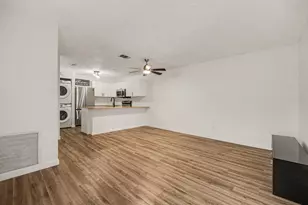 1011 NE Abada Ct Ct NE, Palm Bay, FL 32905 - Photo 8