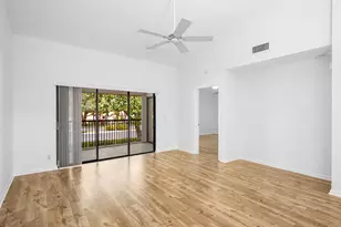 206 Congressional Way, Deerfield Beach, FL 33442 - Photo 10