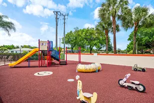 206 Congressional Way, Deerfield Beach, FL 33442 - Photo 34