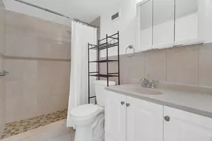 3725 S Ocean Dr, Hollywood, FL 33019 - Photo 30