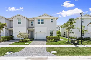 840 SE grovebush Ln, Port Saint Lucie, FL 34984 - Photo 1