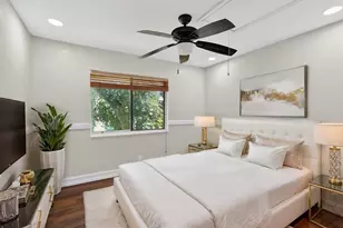 32 Wimbledon Lake, Plantation, FL 33324 - Photo 16