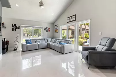 7003 Marlberry Lane, Tamarac, FL 33321 - Photo 10