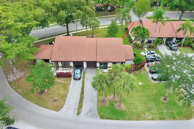 7003 Marlberry Lane, Tamarac, FL 33321 - Photo 4