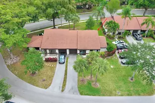 7003 Marlberry Ln, Tamarac, FL 33321 - Photo 6