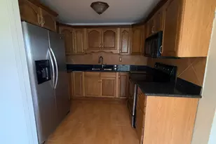 3660 SW 60th Ave, Davie, FL 33314 - Photo 4