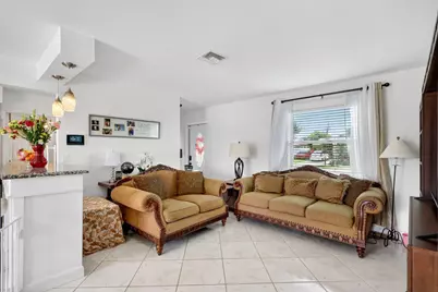361 W 21st Street, Riviera Beach, FL 33404 - Photo 6