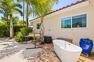 1521 NE 40th Ct, Oakland Park, FL 33334 - Photo 18