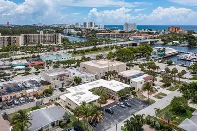 1649 SE 4th Street, Deerfield Beach, FL 33441 - Photo 10