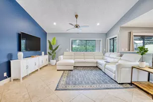 935 NW 110th Ln, Coral Springs, FL 33071 - Photo 4