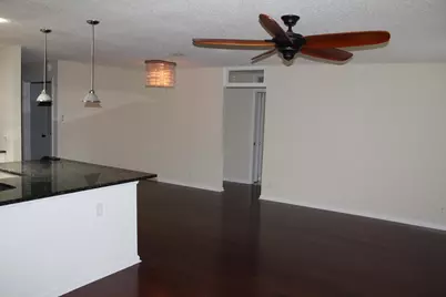 13880 Paddock Drive, Wellington, FL 33414 - Photo 4