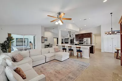 10050 NW 14th Street, Plantation, FL 33322 - Photo 2