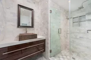 400 South Pointe Dr, Miami Beach, FL 33139 - Photo 30