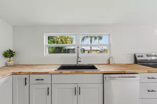 1566 NW 9th Ave, Stuart, FL 34994 - Photo 12