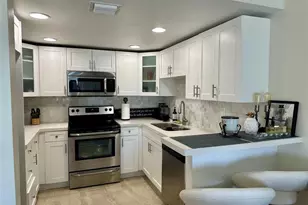 2900 NE 30th St, Fort Lauderdale, FL 33306 - Photo 10