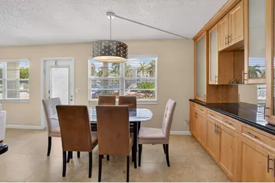 1027 Yarmouth Drive #B, Boca Raton, FL 33434 - Photo 4