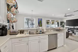 6249 SW 194th Ave, Pembroke Pines, FL 33332 - Photo 16