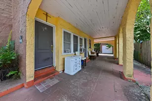 428 El Prado, West Palm Beach, FL 33405 - Photo 8