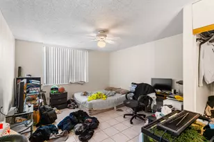 3856 Victoria Dr, West Palm Beach, FL 33406 - Photo 12