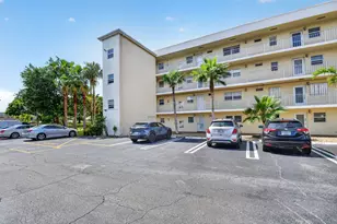 2515 NE 1st Ct, Boynton Beach, FL 33435 - Photo 2