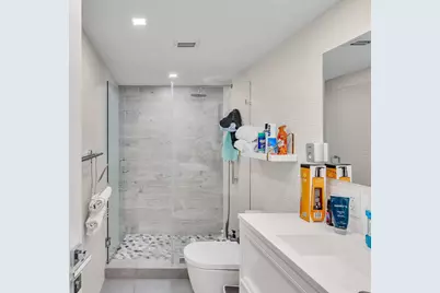 19390 Collins Avenue #421, Sunny Isles Beach, FL 33160 - Photo 10