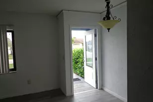 151 Cordoba Cir, Royal Palm Beach, FL 33411 - Photo 8