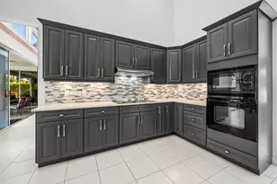 17557 Charnwood Dr, Boca Raton, FL 33498 - Photo 12