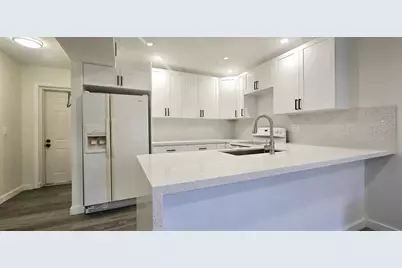 5539 Courtyard Drive #5539, Margate, FL 33063 - Photo 2