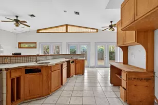 968 NE Kubin Ave, Jensen Beach, FL 34957 - Photo 6