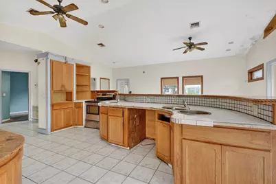 968 NE Kubin Avenue, Jensen Beach, FL 34957 - Photo 10