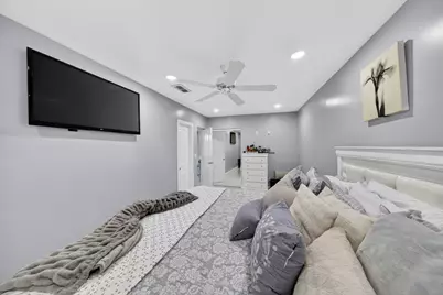 650 NW 38th Place, Deerfield Beach, FL 33064 - Photo 36
