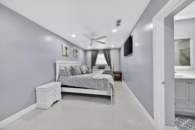 650 NW 38th Place, Deerfield Beach, FL 33064 - Photo 34