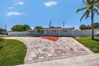 650 NW 38th Place, Deerfield Beach, FL 33064 - Photo 2