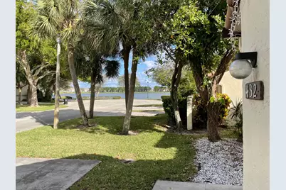 432 Ashwood Place, Boca Raton, FL 33431 - Photo 6