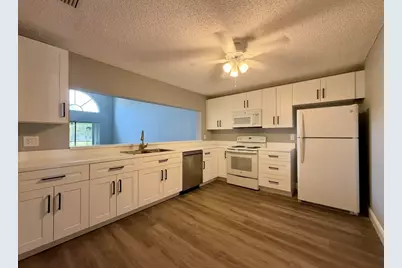 432 Ashwood Place, Boca Raton, FL 33431 - Photo 8