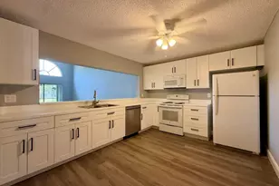 432 Ashwood Pl, Boca Raton, FL 33431 - Photo 8
